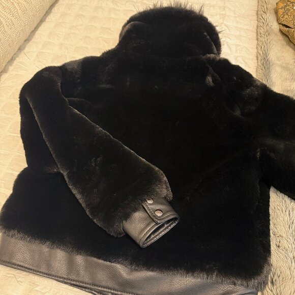 BlankNYC Black Noise Faux Fur Coat - Picture 15 of 15